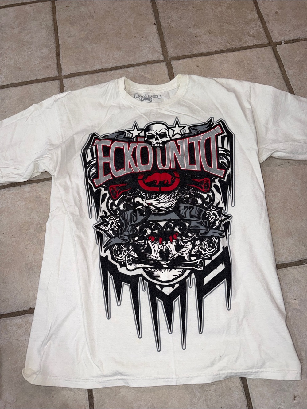 Y2K Ecko Unlimited White Short-Sleeve Tee with Black & Red Graphic
